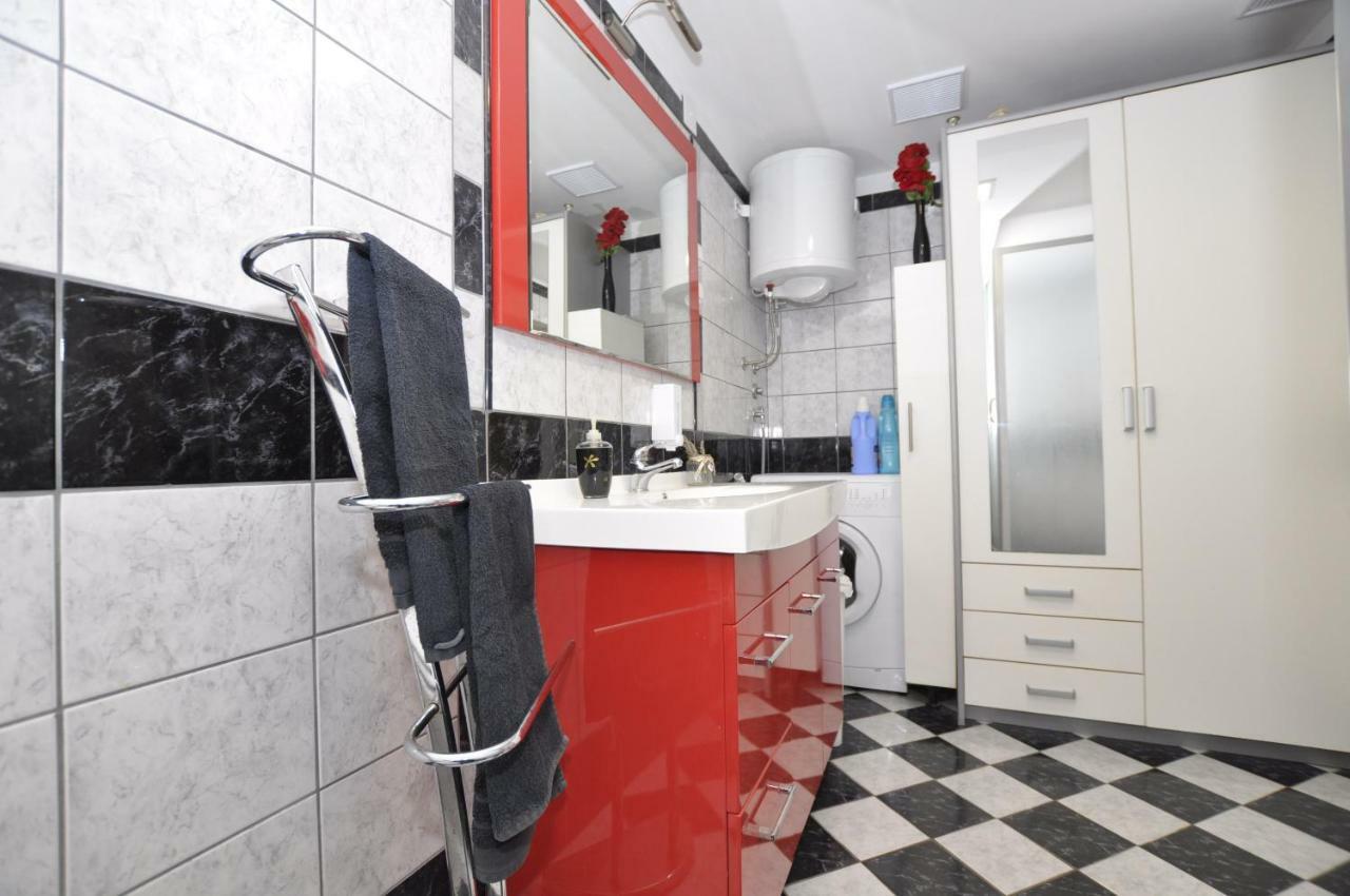 Apartment Toya Slatine Zewnętrze zdjęcie